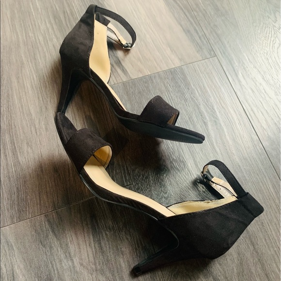 George Strap Suede Heels Size 7.5 (Black)Worn Once - Picture 2 of 2